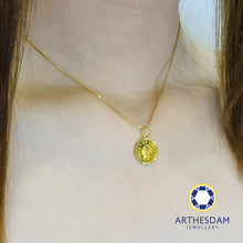 Load image into Gallery viewer, Arthesdam Jewellery 916 Gold Noble Queen Coin Pendant