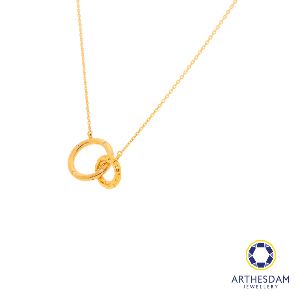 Arthesdam Jewellery 18K Gold Interlinked Circles 0.017CT Diamond Necklace