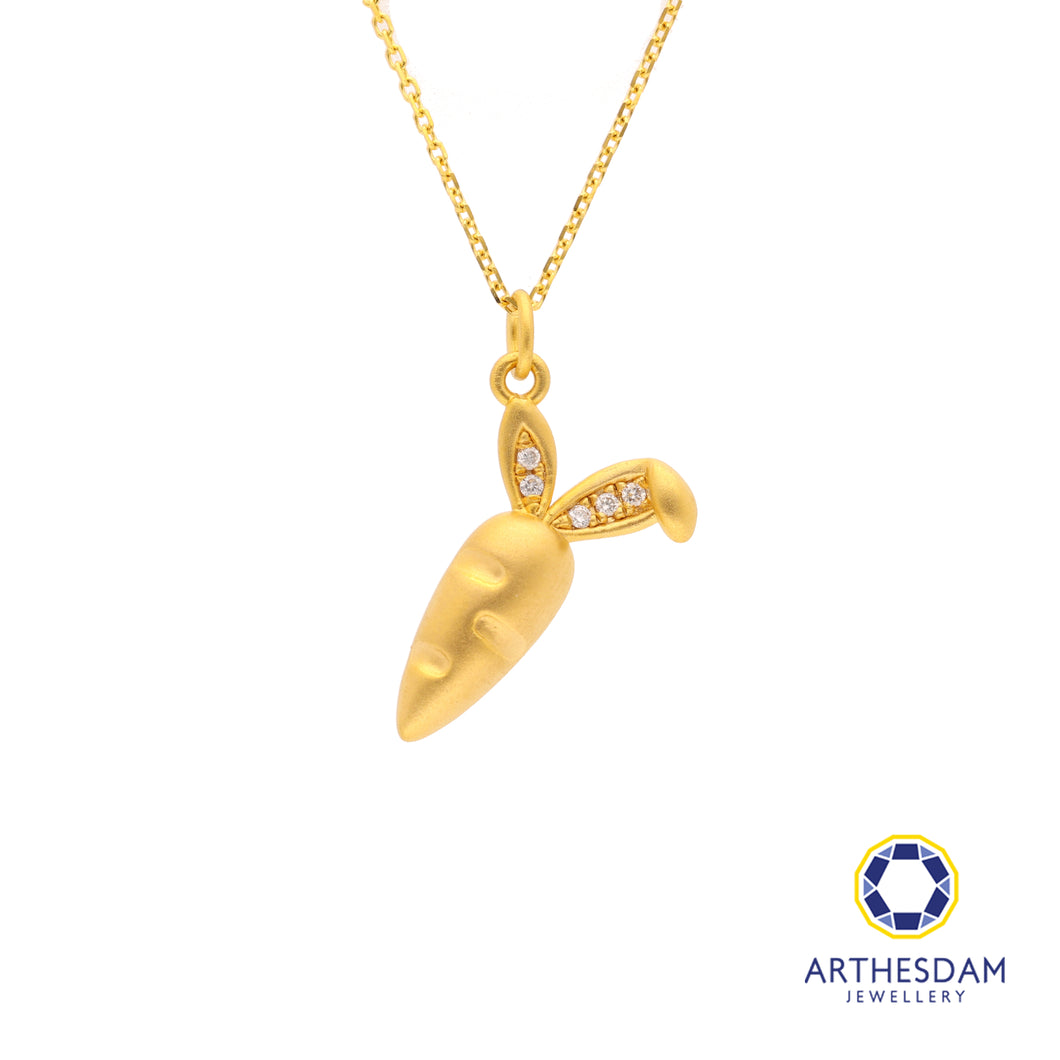 Arthesdam Jewellery 18K Gold Cute Carrot 0.033CT Diamond Necklace