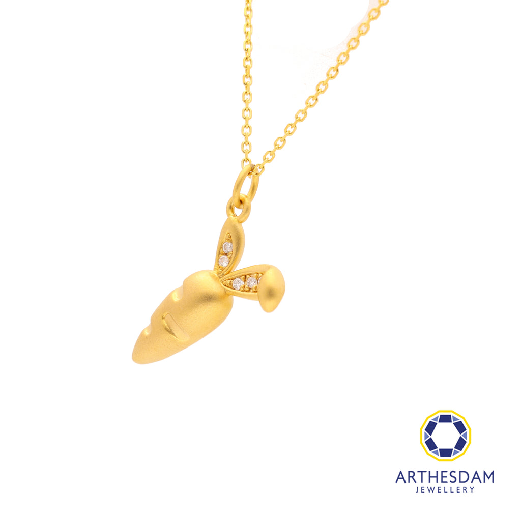 Arthesdam Jewellery 18K Gold Cute Carrot 0.033CT Diamond Necklace