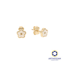 Load image into Gallery viewer, Arthesdam Jewellery 14K Yellow Gold Mother-of-pearl Flower Earrings