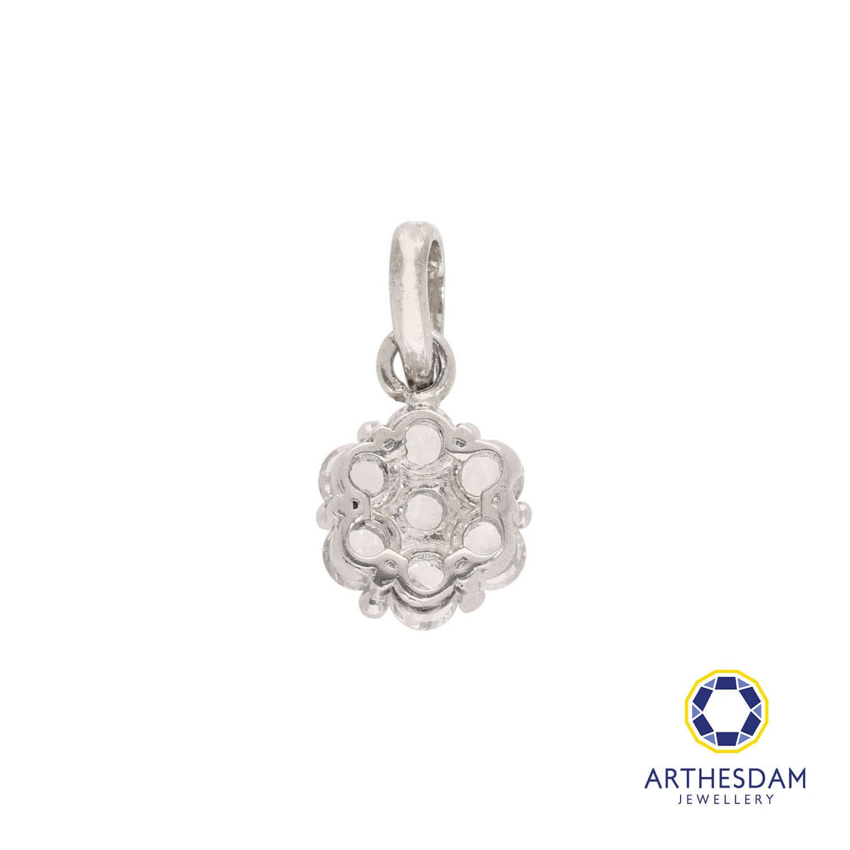 Arthesdam Jewellery 925 Silver Sparkling Flower Pendant