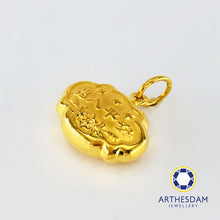 Load image into Gallery viewer, Arthesdam Jewellery 916 Gold Peace and Safety Lock Coin Pendant
