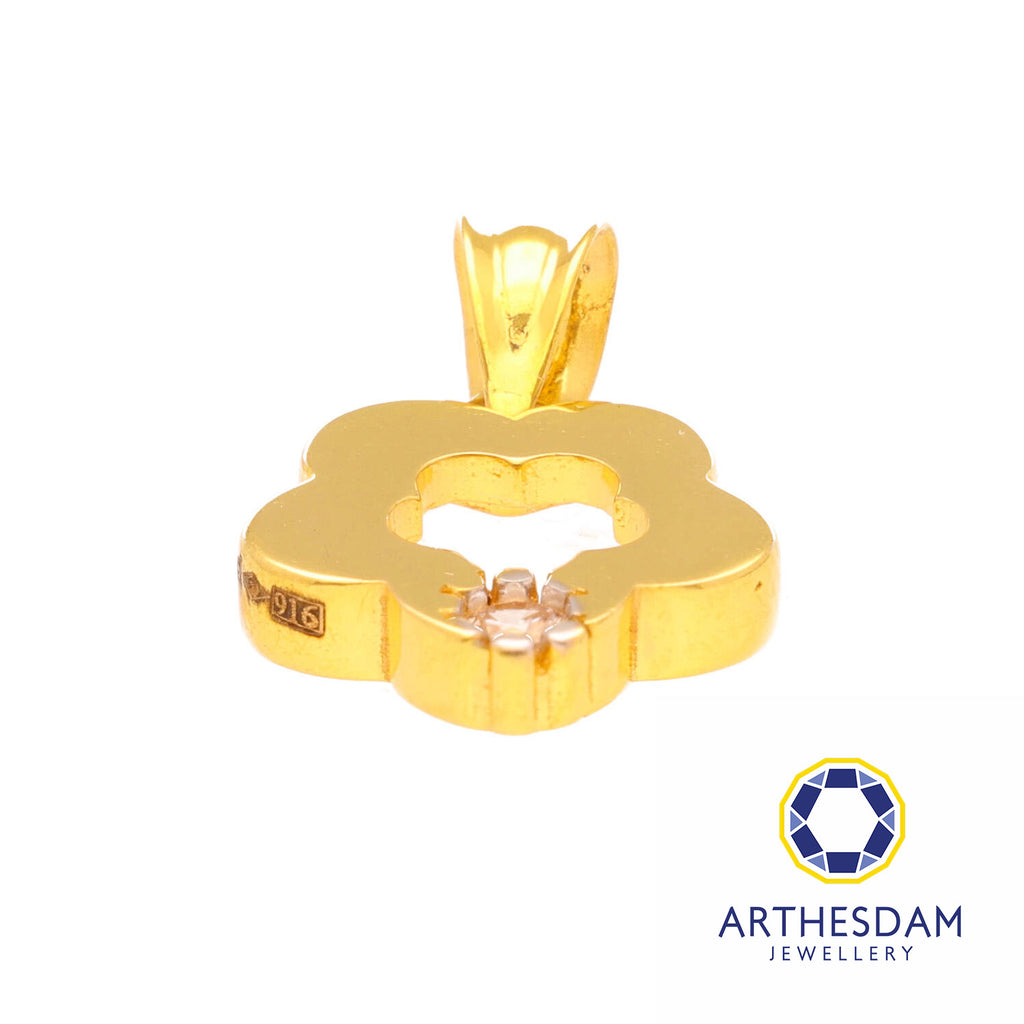 Arthesdam Jewellery 916 Gold Flower Outline with Stone Pendant
