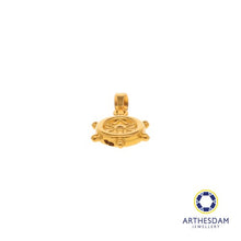 Load image into Gallery viewer, Arthesdam Jewellery 916 Gold Mini Anchor Wheel Pendant

