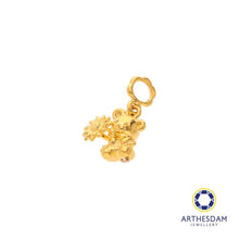 Load image into Gallery viewer, Arthesdam Jewellery 916 Gold Bear with Flower Charm
