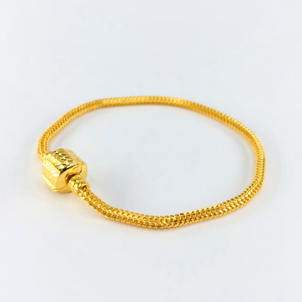Arthesdam Jewellery 916 Gold Faceted Lock Charm Bracelet