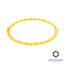 Load image into Gallery viewer, Arthesdam Jewellery 916 Gold Twisted Wave Bangle
