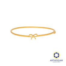 Load image into Gallery viewer, Arthesdam Jewellery 916 Gold Ribbon Baby Bangle
